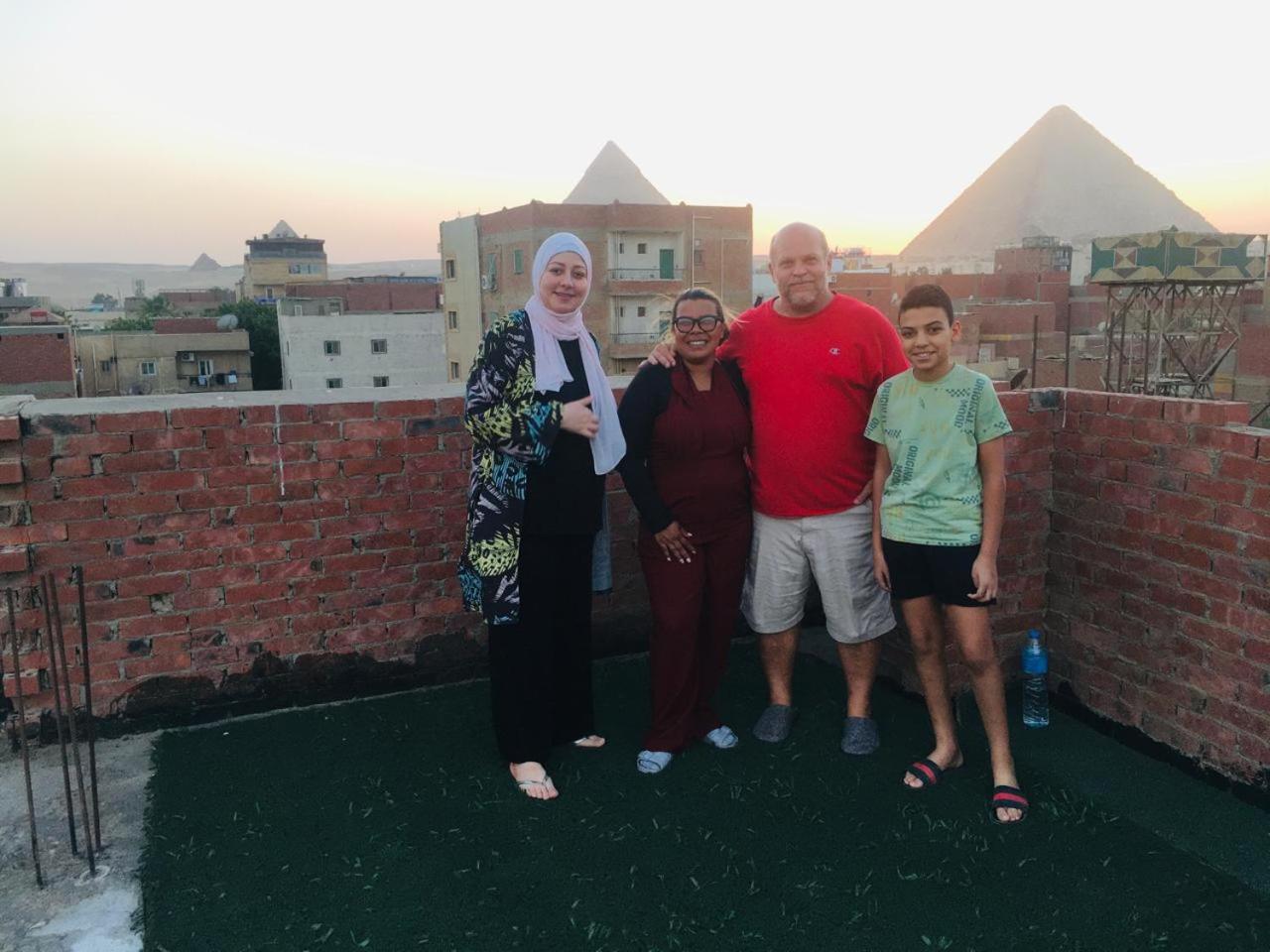 Merit Pyramids View 开罗 外观 照片